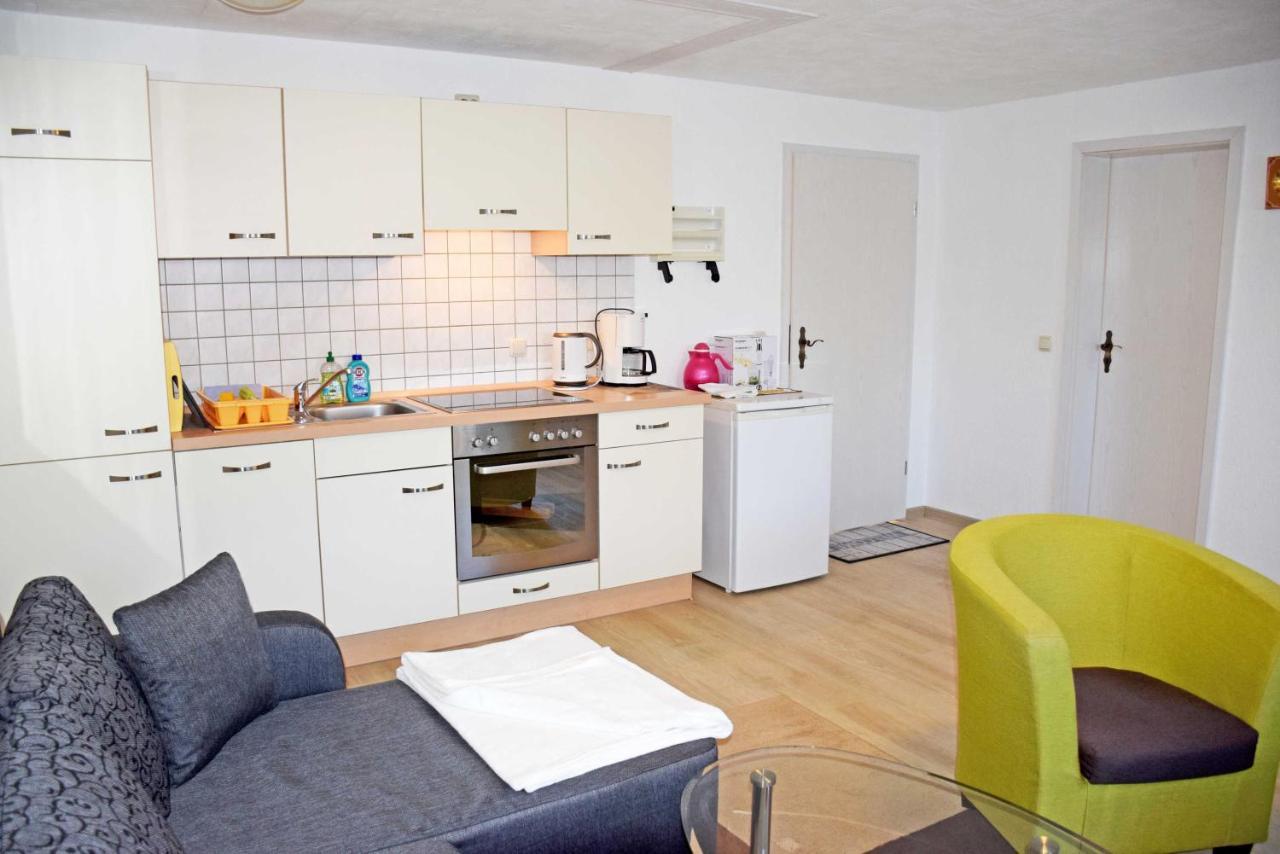 Ferienwohnung Marie An Der Granitz Schmacht Ruang foto