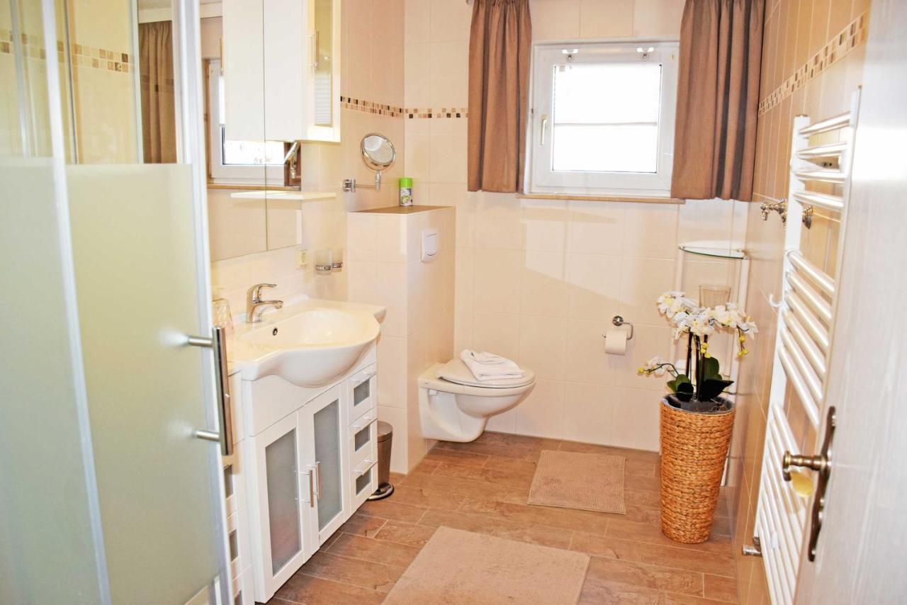 Ferienwohnung Marie An Der Granitz Schmacht Ruang foto