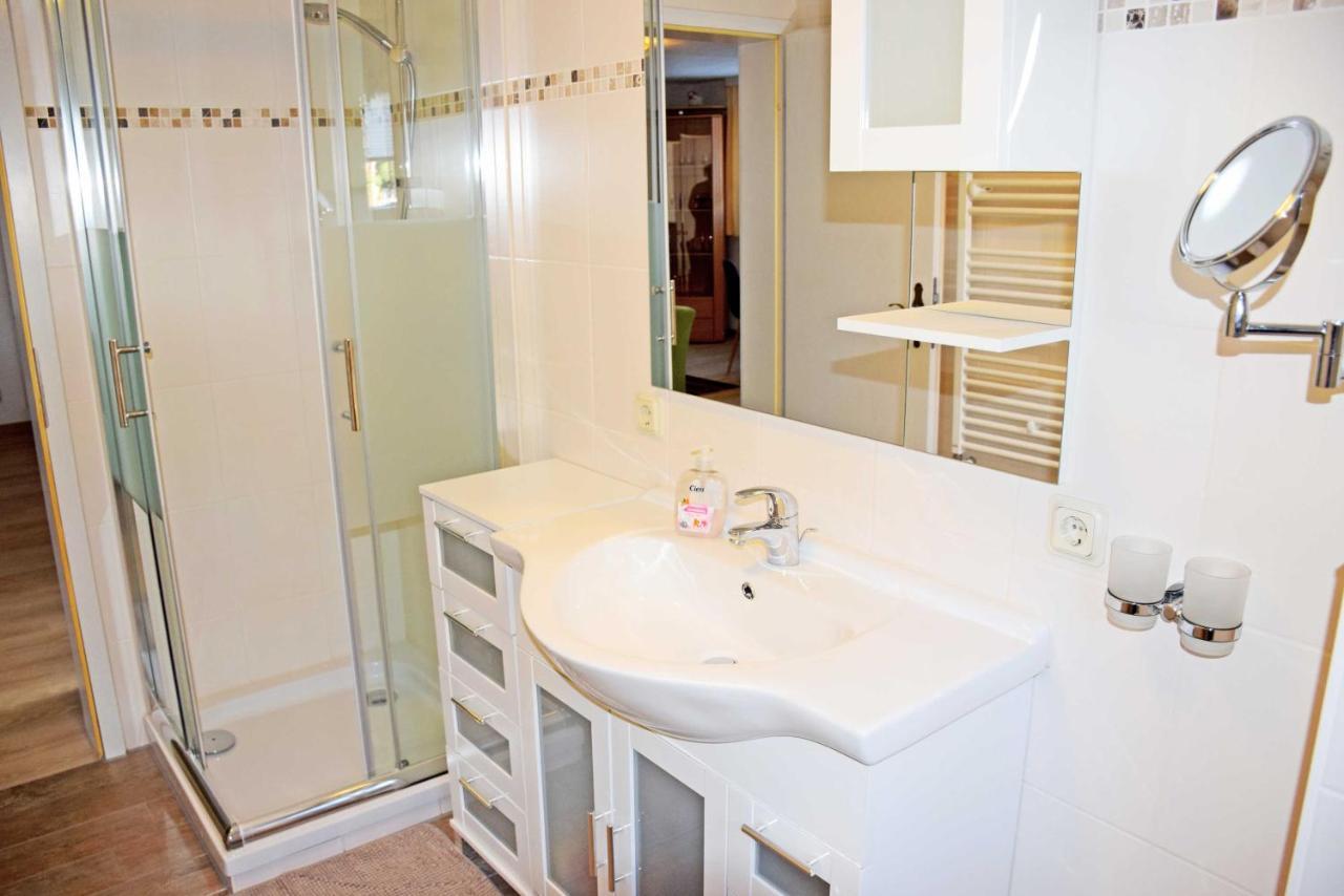 Ferienwohnung Marie An Der Granitz Schmacht Bagian luar foto